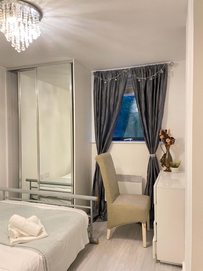 Wharf Inn Premier Apartment Central Manchester - Free Private Parking Dış mekan fotoğraf