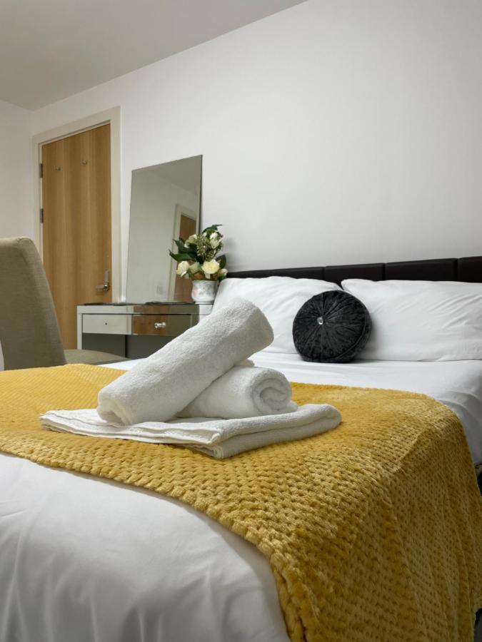 Wharf Inn Premier Apartment Central Manchester - Free Private Parking Dış mekan fotoğraf